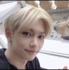 STRAY KIDS '' Felix - Han '' Küpe