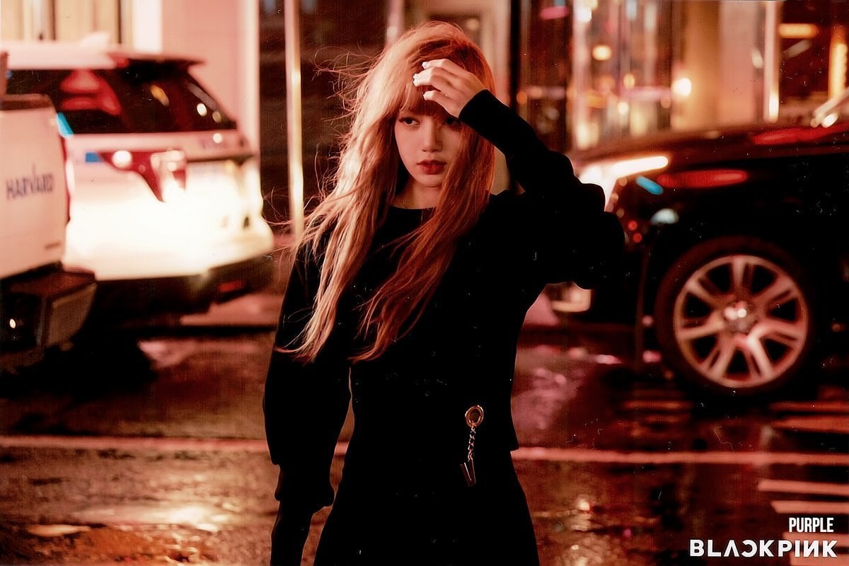 BLACKPINK ''LISA'' KARTPOSTALLARI