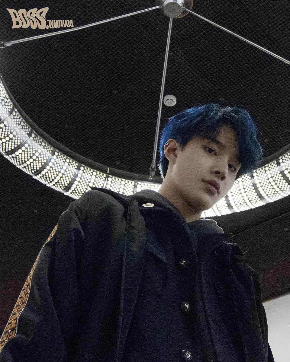 NCT U ''BOSS'' GRUP VE ÜYE KARTPOSTALLARI JUNGWOO 2