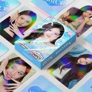 TWICE '' Nayeon '' Çift Yön Baskılı Hologramlı Lomo Card Seti (60 Pcs)