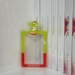 TWICE '' Jeongvely '' Sert Kapak Card Holder/Anahtarlık