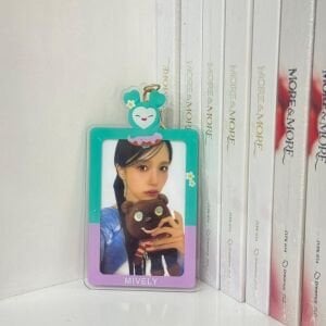 TWICE '' Mively '' Sert Kapak Card Holder/Anahtarlık
