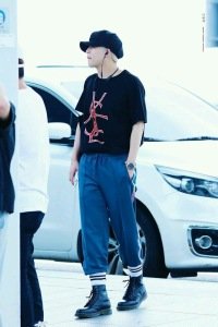MONSTA X ''Yes'' T-SHIRT