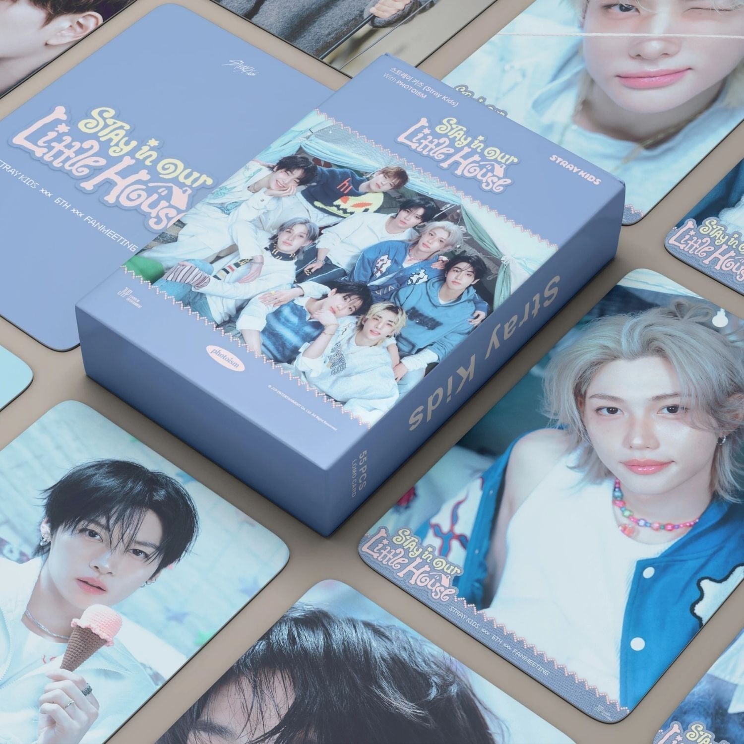 STRAY KIDS '' Stay in our Little House '' Çift Yön Baskılı Hologramlı/Lomo Card Seti (55 Pcs)