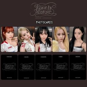 LE SSERAFIM '' Iconic by Mistake '' Photocards Set