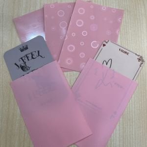 Pembe Fonlu Daire Desenli Kart Koruyucu (5 Adet)