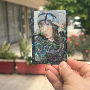 Siyah Fonlu Kalp Desenli Kart Koruyucu (5 Adet)