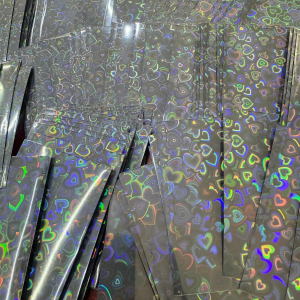 Siyah Fonlu Kalp Desenli Kart Koruyucu (5 Adet)