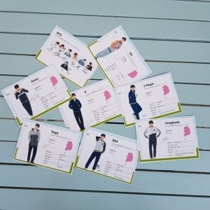 BTS Üyelerinin İmzalı Profil Kartları