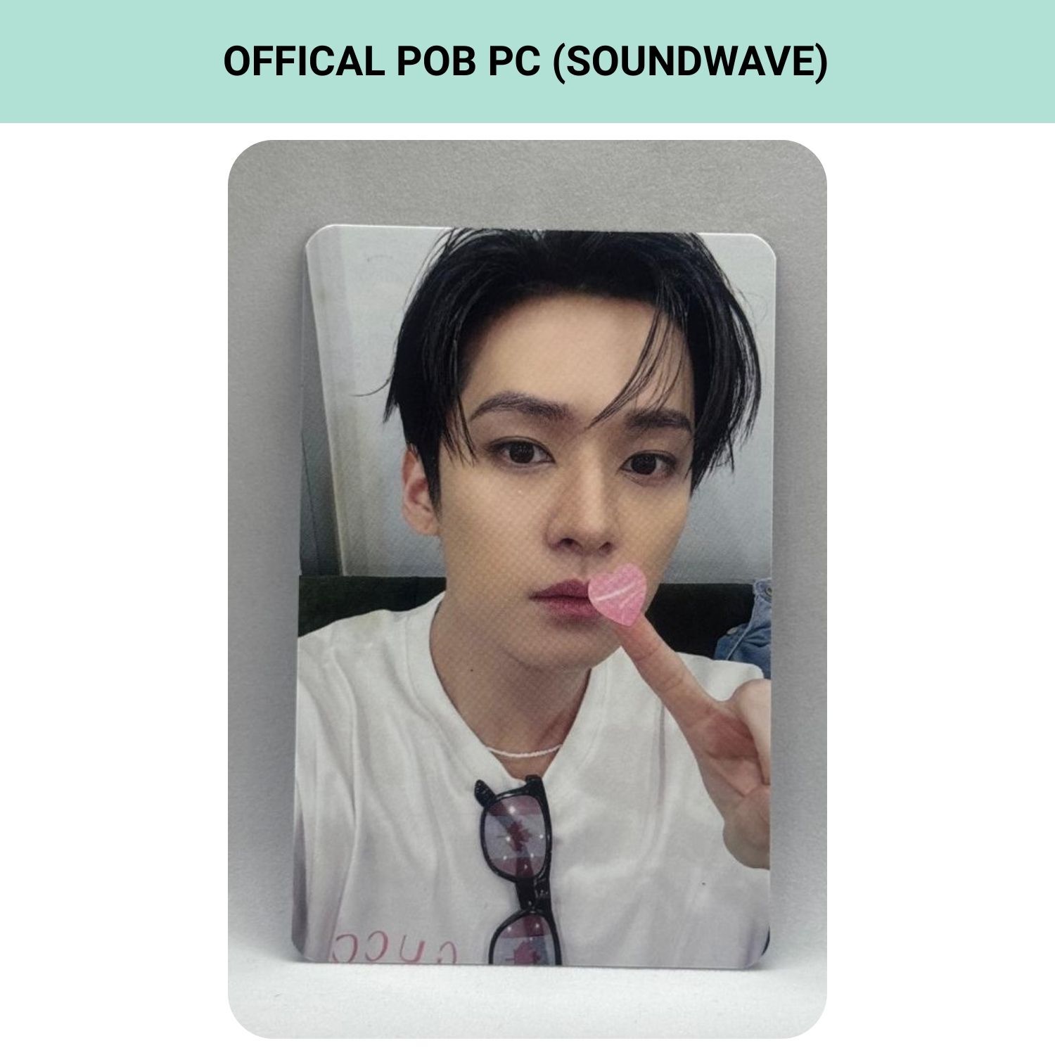 STRAY KIDS Lee Know '' Karma '' Soundwave POB Photocard