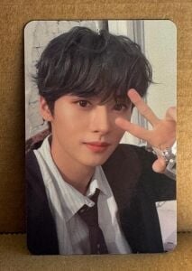 STRAY KIDS Lee Know '' Nacific X Stray Kids '' Photocard