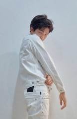 BTS ''LOVE YOUR SELF  [TEAR]'' GRUP VE ÜYE KARTPOSTALLARI (R VERSIYON)