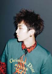 EXO XIUMIN ''DMUMT'' POSTER VE KARTPOSTALLARI