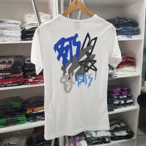 BTS '' Kaos'' T-Shirt L