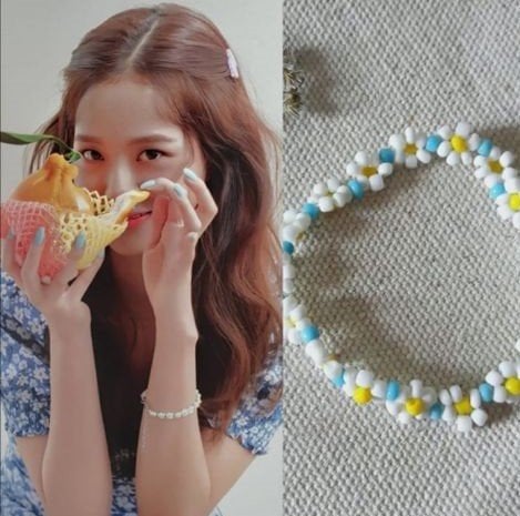 BLACKPINK '' Jisoo '' Bileklik