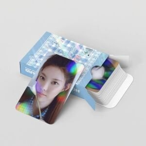 ILLIT '' Not Cute Anymore '' Çift Yön Baskılı Hologramlı Lomo Card Seti (60 Pcs)
