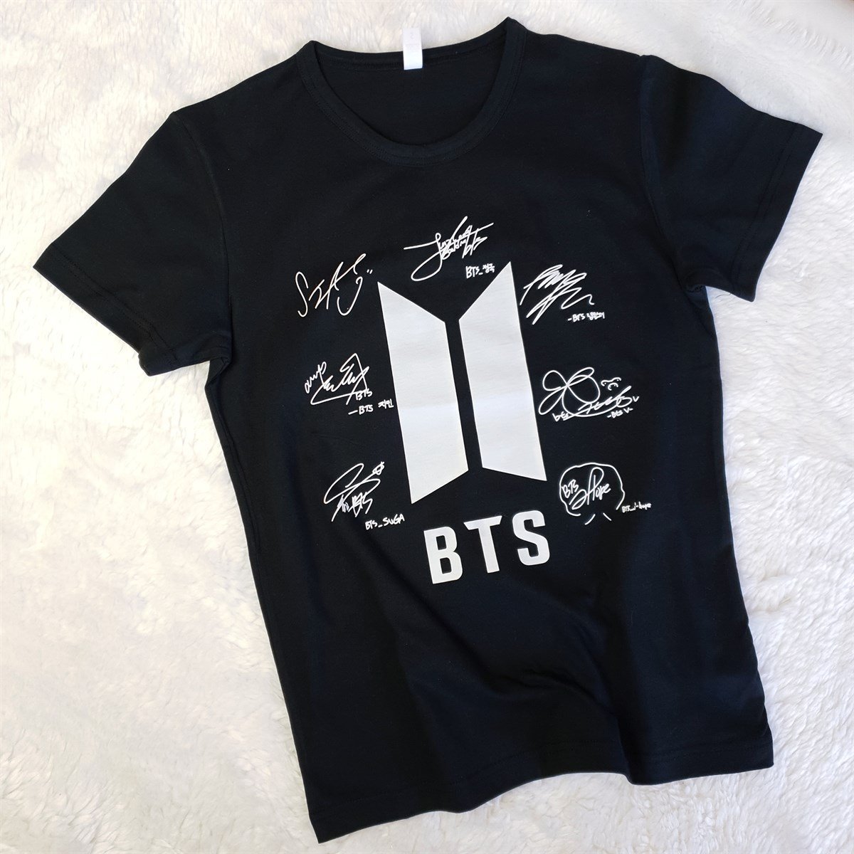 BTS New Logo İmzalı Tshirt