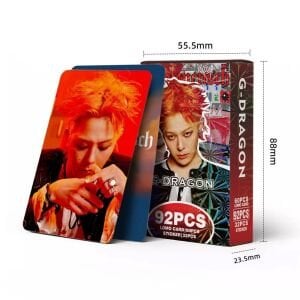 G-DRAGON '' Übermensch '' Çift Yön Baskılı Lomo Card Seti (60 Pcs)
