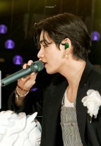 BTS '' V '' Bileklik 2