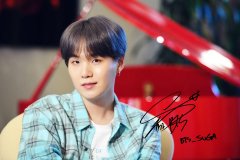 BTS İMZALI ÜYE KARTPOSTALLARI