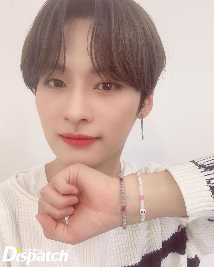 STRAY KIDS '' Lee Know '' Bileklik