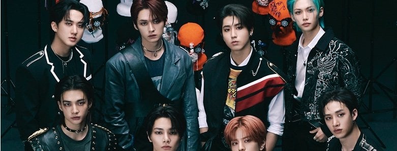 STRAY KIDS <span></span>